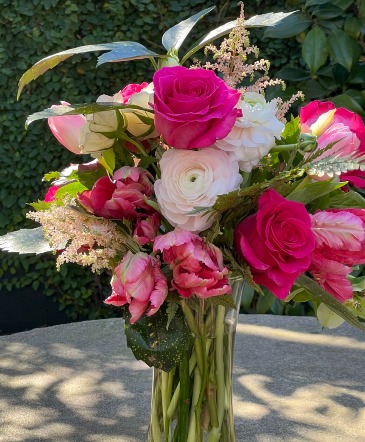 Valentine's Day Bouquet  in Decatur, GA | Les Fleurs Partout