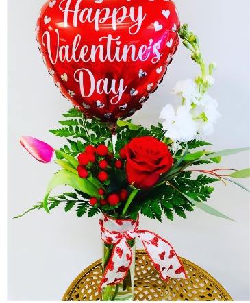 Valentines Day Bouquet Valentines Day in Tiffin, OH | Rose Leaf Flowers