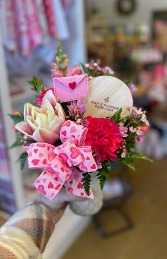 VALENTINES DAY SPECIAL: SENDING MY LOVE  in Delphos, Ohio | Ivy Hutch Flowers and Gifts