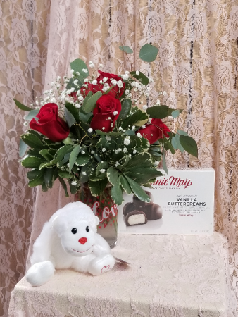 Valentines Day Special with 1/2 Dozen Roses 