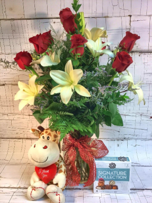 Valentine's Deluxe Package Arrangement in Saint Louis, MO | Irene's Floral Design Valentine's Deluxe Package Arrangement in Saint Louis, MO | Irene's Floral Design