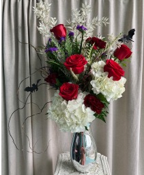 Vampire Reflections FLOWER ARRANGEMENT
