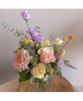 Vase Arrangement - Mixed Colour 