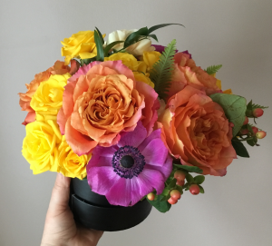 Vibrant Bloom Mod Box in Toronto, ON | BOTANY FLORAL STUDIO Vibrant Bloom Mod Box in Toronto, ON | BOTANY FLORAL STUDIO