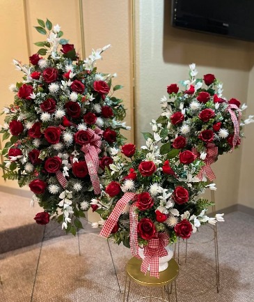 Vibrant Life Companion Easel and Baskets in Wilburton, OK | Wanda's Flowers and Gifts Vibrant Life Companion Easel and Baskets in Wilburton, OK | Wanda's Flowers and Gifts