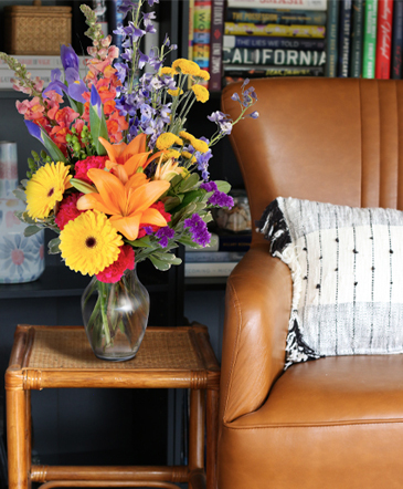 Vibrant Meadow Lifestyle Arrangement in Port Dover, ON | Upsy Daisy Floral Studio