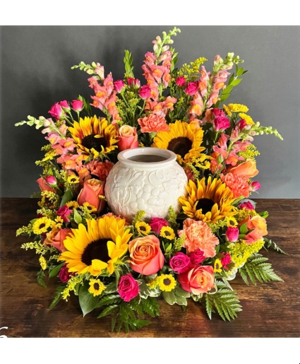 Vibrant Summer Urn Spray