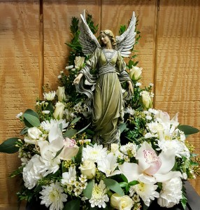 Victorian Angel with Floral Surround 