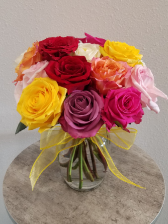 Victorian Bouquet Rose Special Vase Arrangement