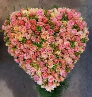Victorian Heart Delicate , lovely Heart in Ozone Park, NY | Heavenly Florist Victorian Heart Delicate , lovely Heart in Ozone Park, NY | Heavenly Florist
