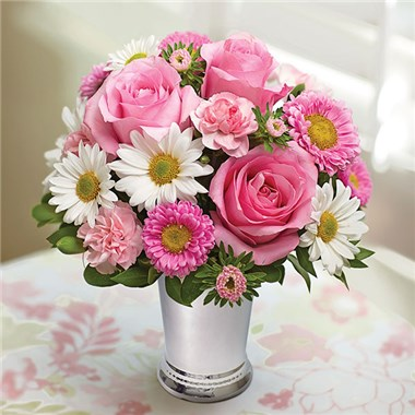 Victorian Splendor™ Petite Bouquet Arrangement