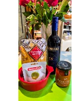 VINO, PASTA,  ROSE. Wine, pasta & roses. "Perfetto"