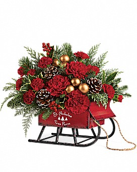 Vintage Christmas Sleigh centerpiece in Claremont, NH | FLORAL DESIGNS BY LINDA PERRON Vintage Christmas Sleigh centerpiece in Claremont, NH | FLORAL DESIGNS BY LINDA PERRON