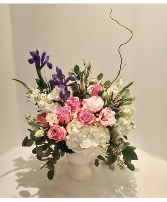 Vintage Deluxe Flower Arrangement