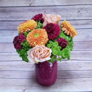 VINTAGE MASON JAR in Davis, CA | STRELITZIA FLOWER CO. VINTAGE MASON JAR in Davis, CA | STRELITZIA FLOWER CO.