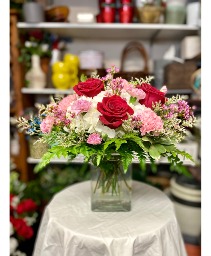 Blush & Bloom Bouquet Cube Vase Arrangement 