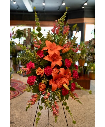 Warm Memories  Standing Spray in South Milwaukee, WI | PARKWAY FLORAL INC.