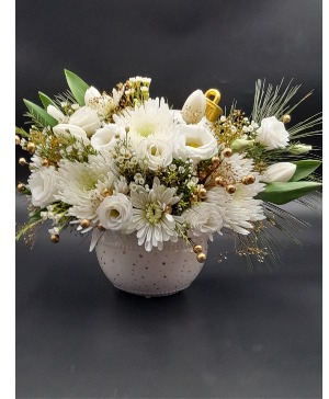 Warm Winter Welcome ornament