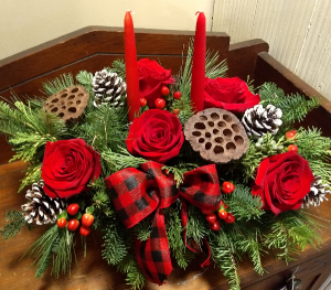 Warmhearted Holiday arrangement in container