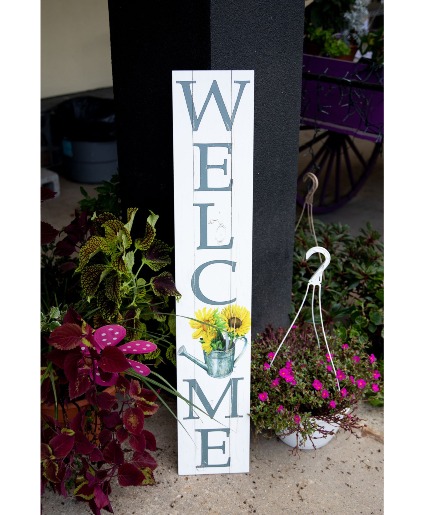 Watering can welcome porch sign 