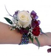 #WC2 Wrist Corsage  See more / facebook on Left