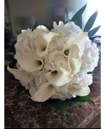 Hand Tied Wedding Bouquet Small in Boca Raton, FL | Flowers of Boca