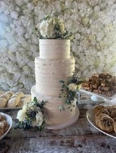 wedding cake decor 