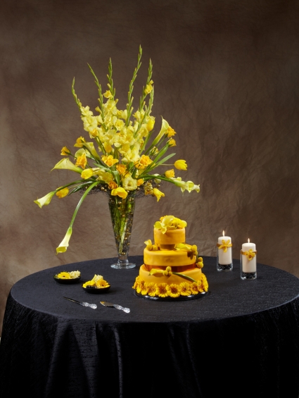 WEDDING CAKE TABLE  Reception Arrangement- Cake, candles, flower saucers, knife set  not include
