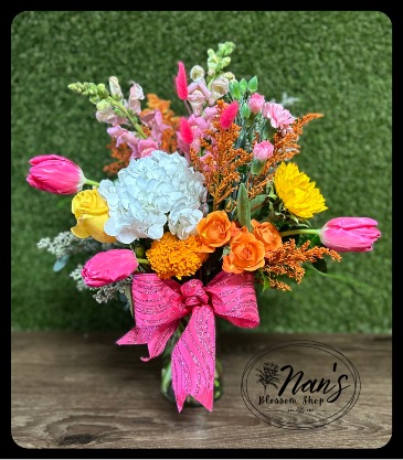 Weekly Special Premium Blooms  in Bryan, TX | NAN'S BLOSSOM SHOP