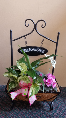 Welcome Sign Planter 