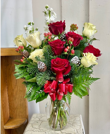 We'll Be Merry Vase Arrangement