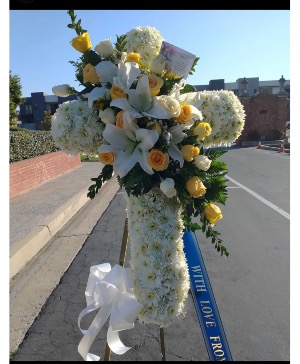 White And Yellow  Standing Spray