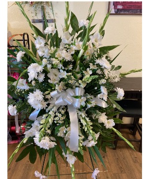 White Beauty Easel 