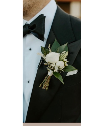 White Boutonniere Elegant