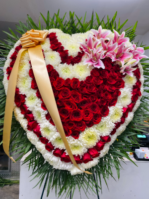 White chrysanthemums and red roses heart Always in my heart