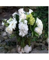 White Delight Fresh Arrangement