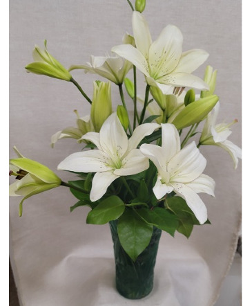 White LA Lily Bouquet in Croton On Hudson, NY | Marshall's at Cooke's Flowers White LA Lily Bouquet in Croton On Hudson, NY | Marshall's at Cooke's Flowers