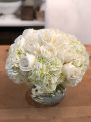 White lovers Hydrangea and rose 
