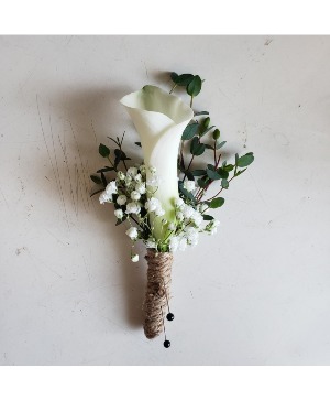 White Mini Calla Boutonniere Boutonniere