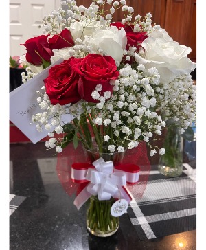 White Red Roses So Cute 