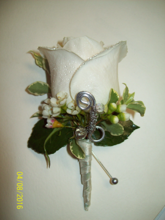 Elegant Evening Prom Boutonniere