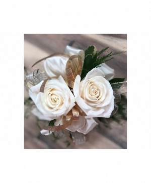WHITE ROSE WITH GOLD ACCENT 