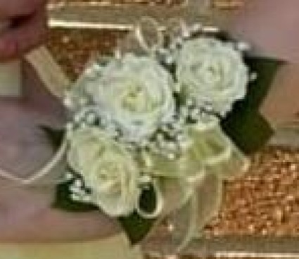 White Roses with Pale Yellow Accent