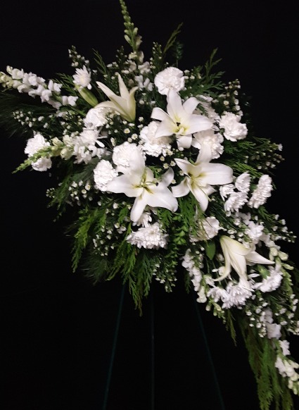 white Serene crescent shape easel arrangement
