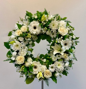 White Serenity Wreath
