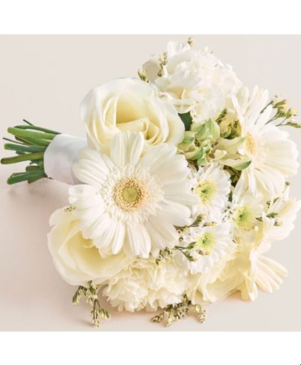 White Whimsy Handheld Bouquet
