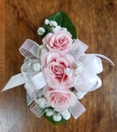 White with Pink Roses 