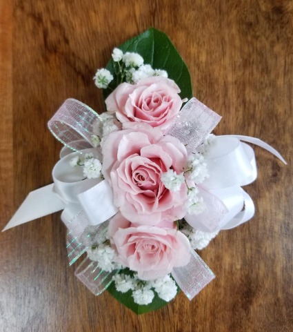 White with Pink Roses