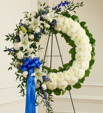 WHITE AND BLUE WREATH 