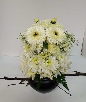 WHOOOO.....Flower Owl  in Fort Wayne, IN | MORING'S FLOWERS & GIFTS, INC.